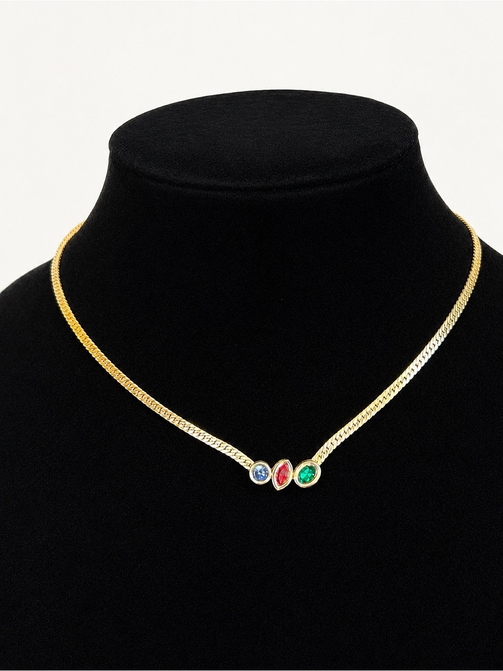 Vintage SC Gold Tone Three-Stone Necklace (c. 1980s–1990s)